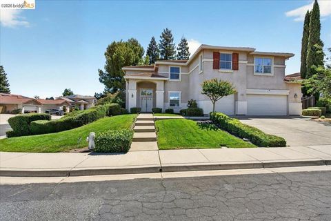 Photo of 4987 Stewartville Dr, Antioch, CA 94531 (MLS # 41137984)