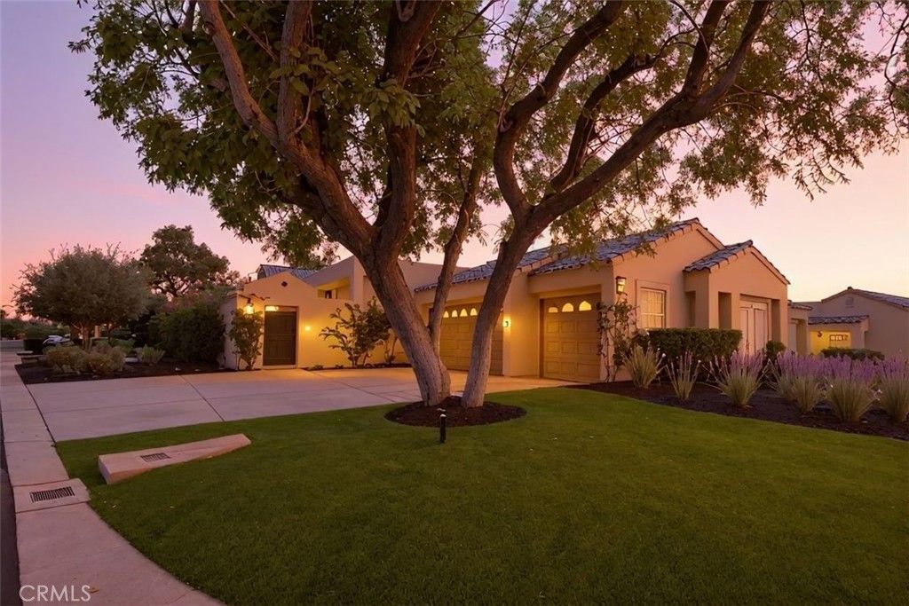 Photo of 48 Oak Tree Drive, Rancho Mirage, CA 92270 (MLS # OC25241892)