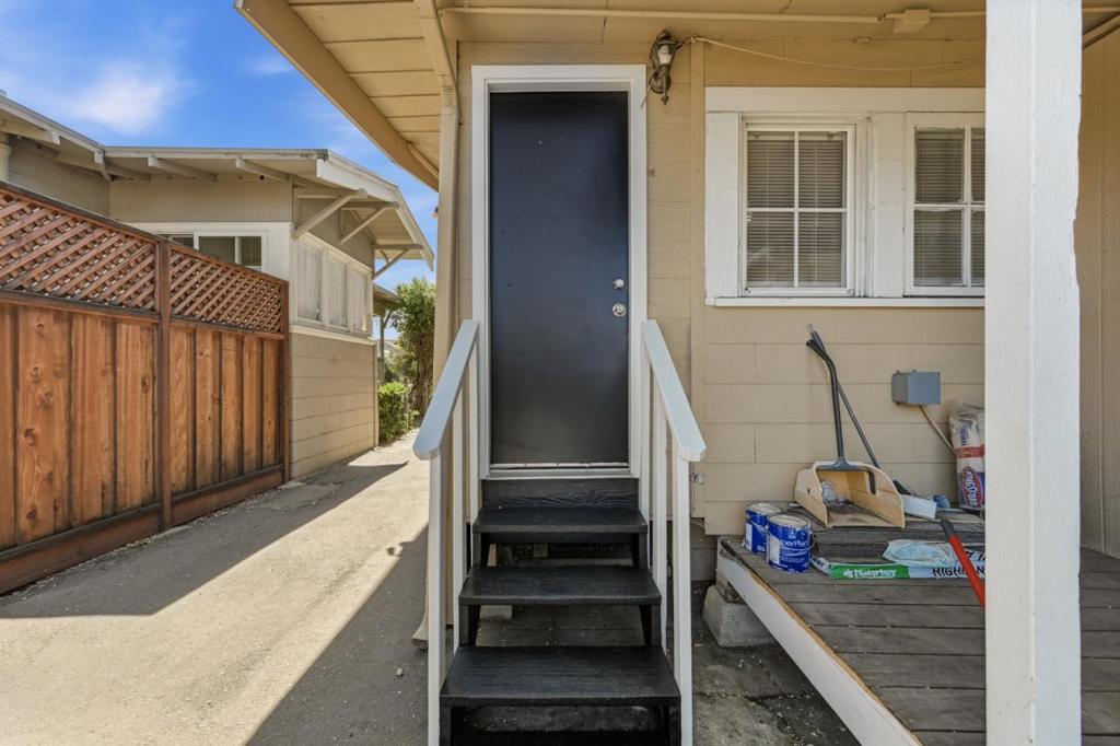 756 Victoria Avenue