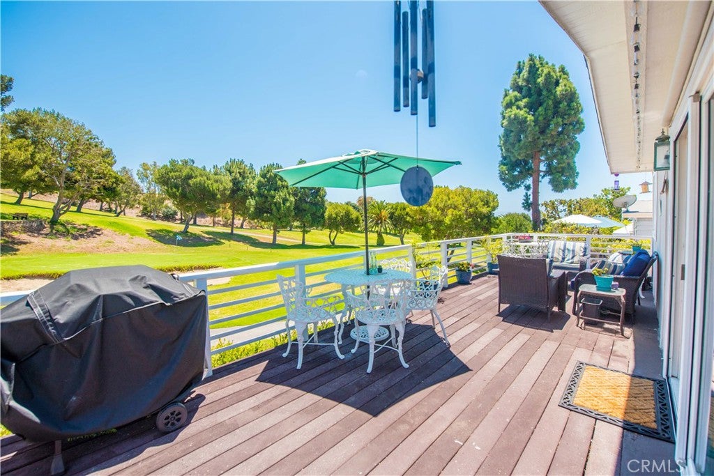 2275 W 25th Street 12