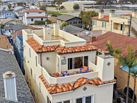 Tiny photo for 137 Fillmore Avenue, Oxnard, CA 93035 (MLS # V1-34959)