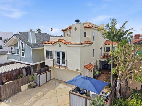 Tiny photo for 137 Fillmore Avenue, Oxnard, CA 93035 (MLS # V1-34959)