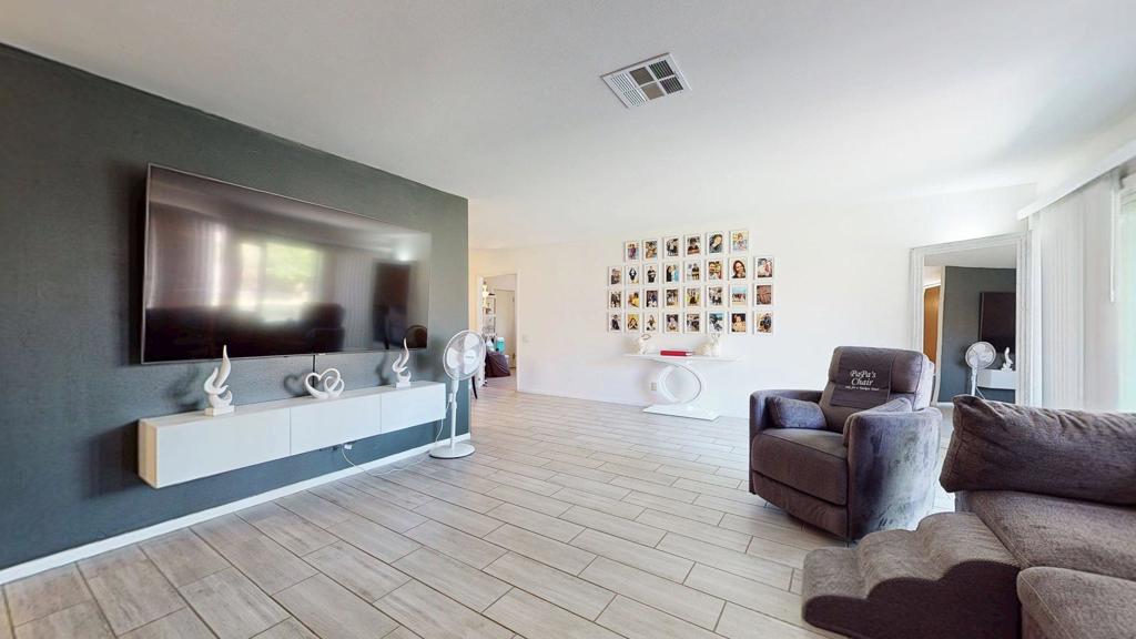 27305 Hombria Drive