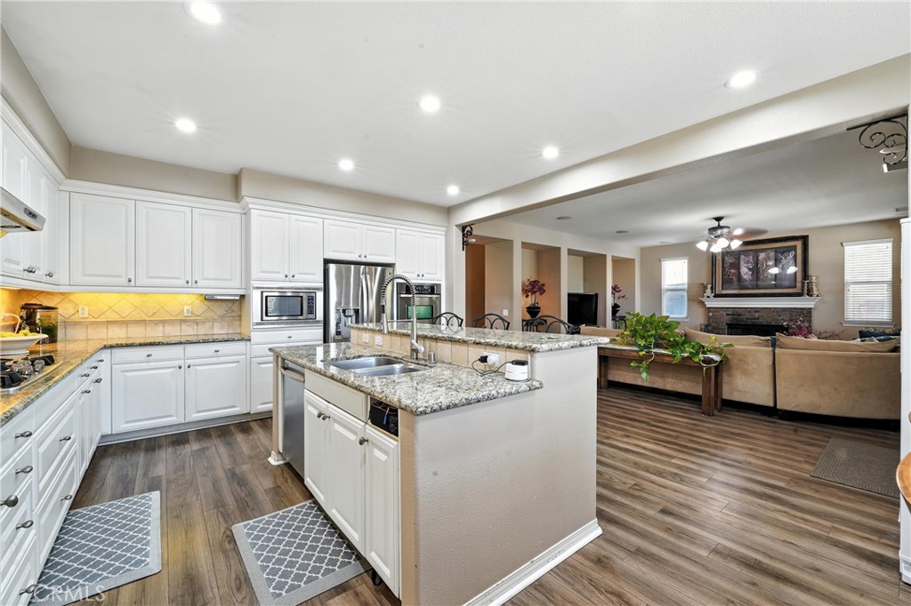28474 Scenic Bay