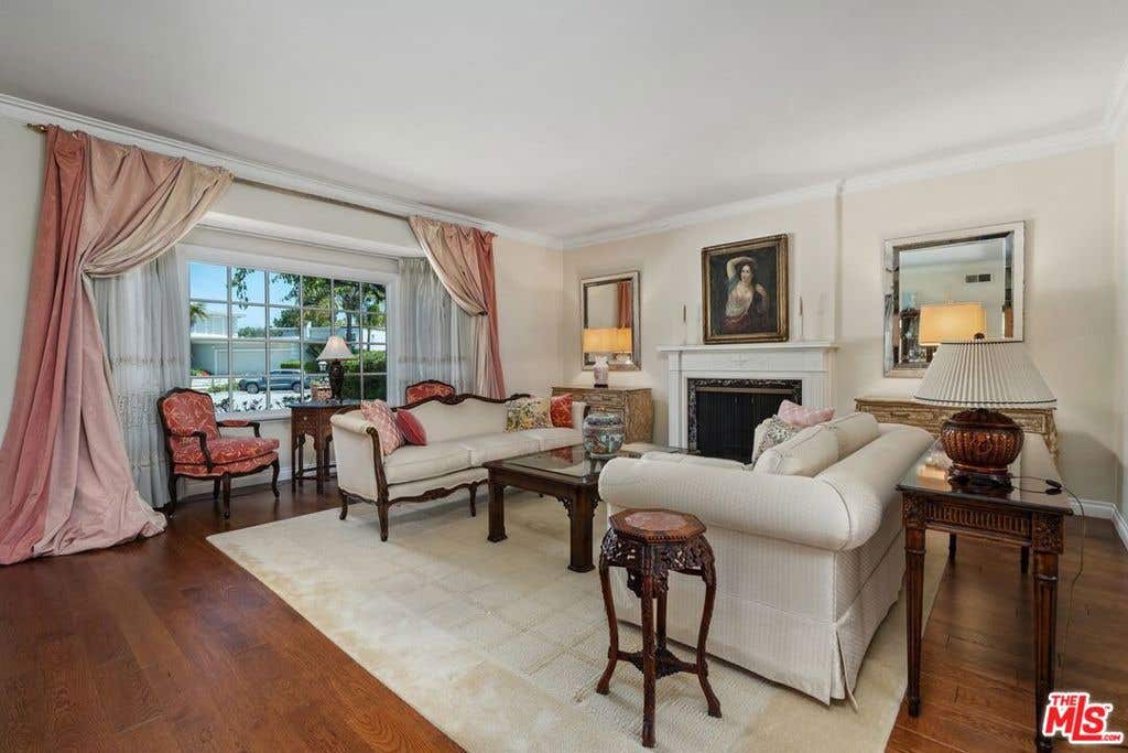 Photo of 2720 Aqua Verde Circle, Los Angeles, CA 90077 (MLS # 26858801)