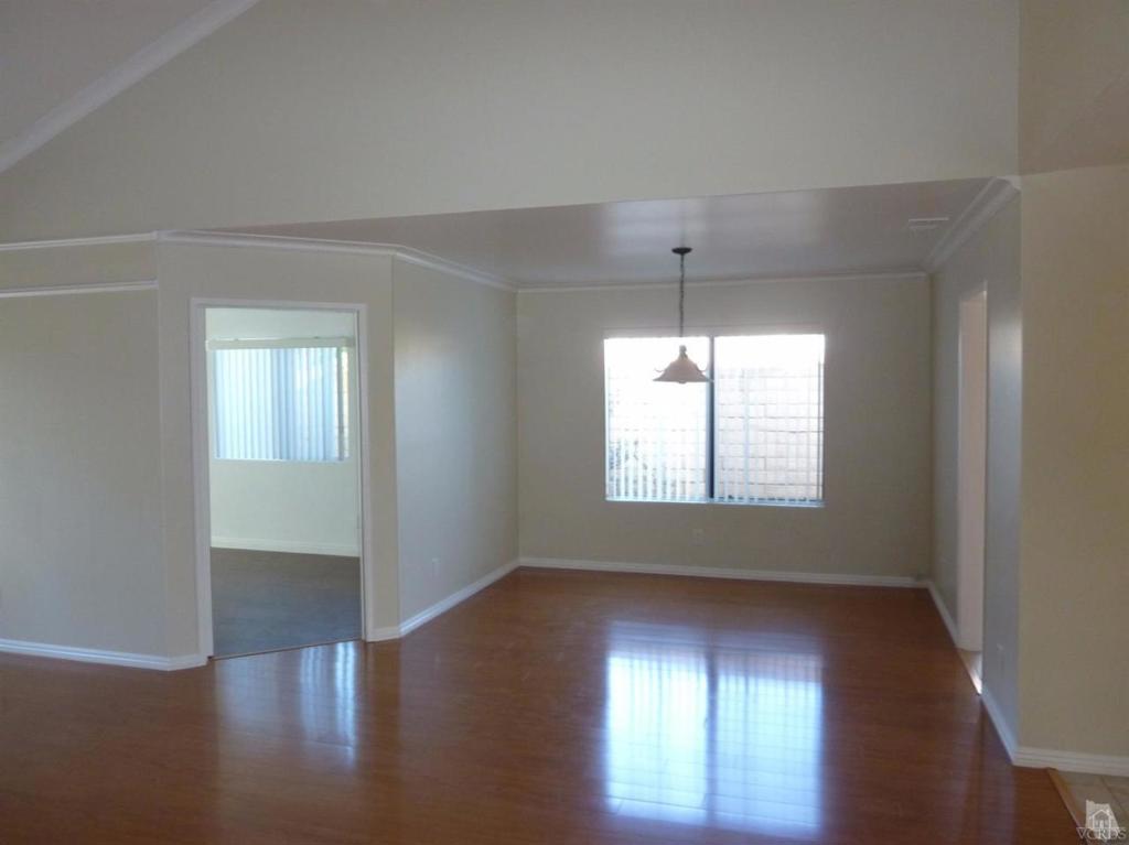 Woodside Green Patio Hms - 3087 - Residential Lease