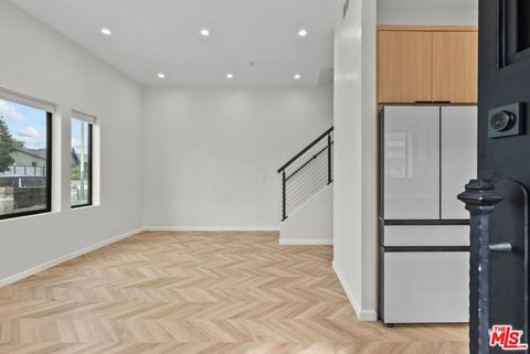 Photo of 10006 Odessa Avenue, North Hills, CA 91343 (MLS # 26651679)