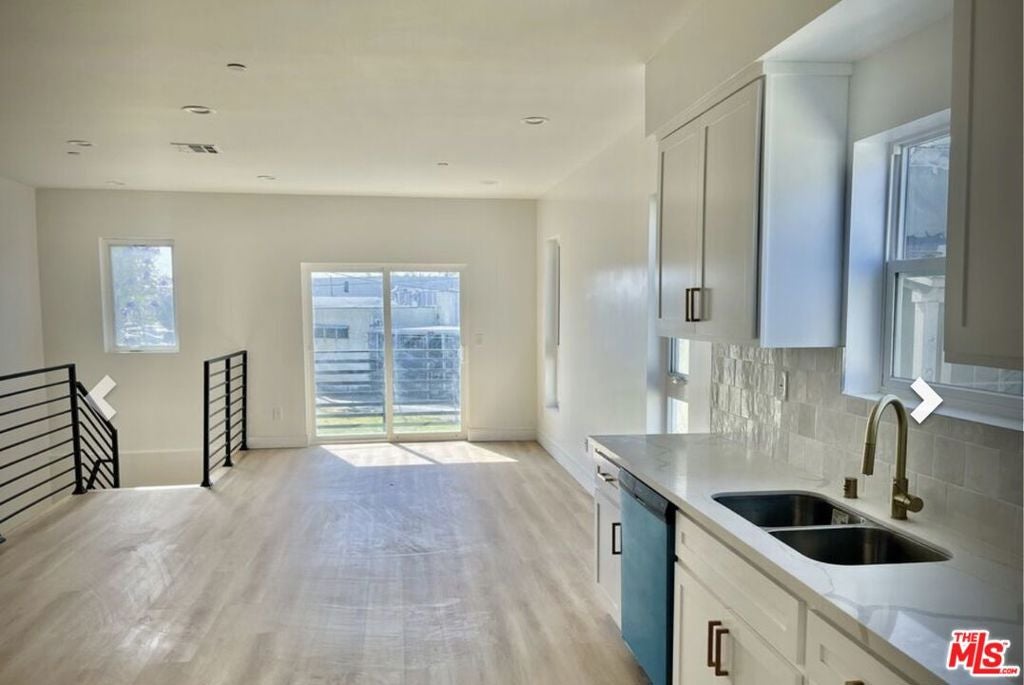 2533 S Spaulding Avenue