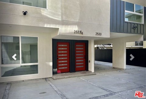 Photo of 2533 S Spaulding Avenue, Los Angeles, CA 90016 (MLS # 26103804)