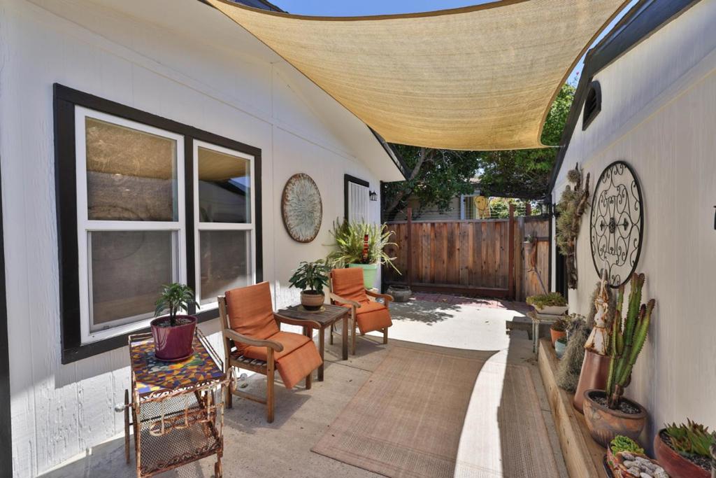 4271 N First Street 20