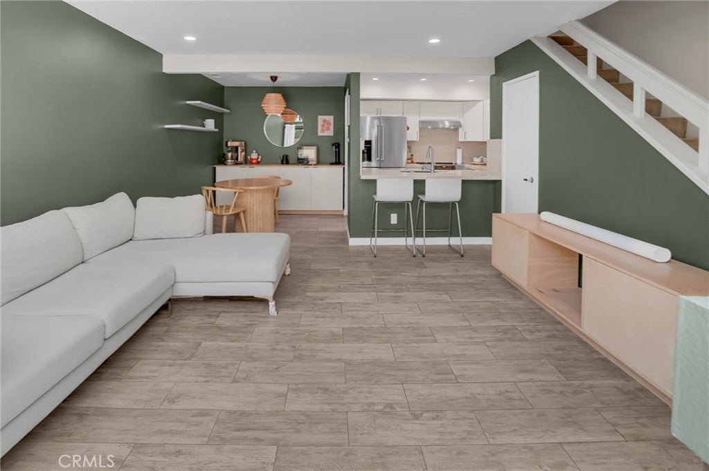 25712 Le Parc 65