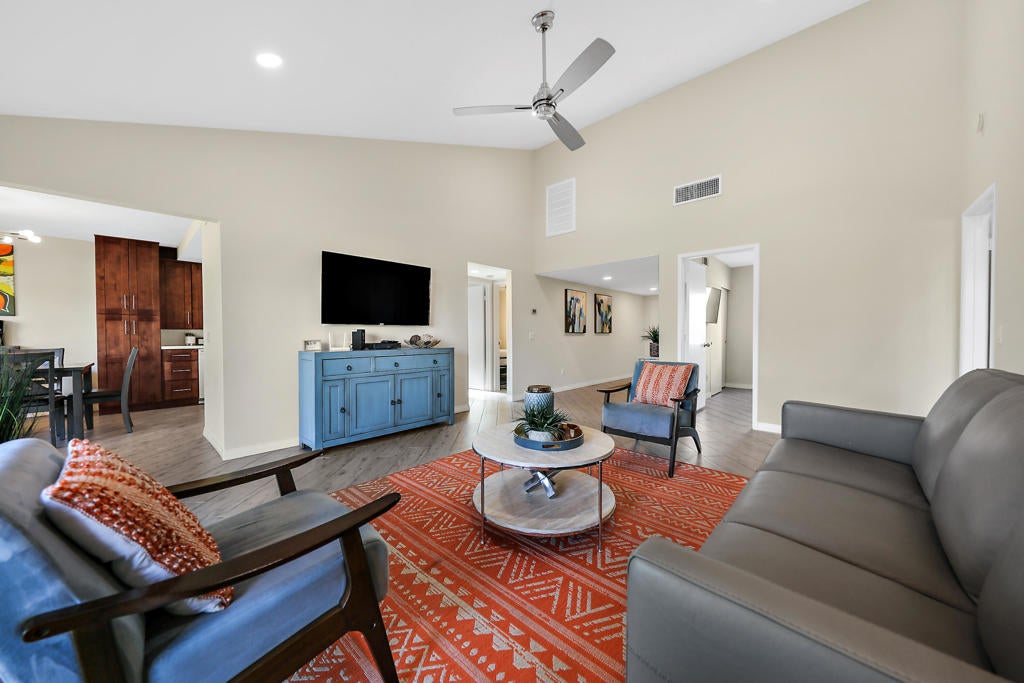 41542 Jupiter Hills Court