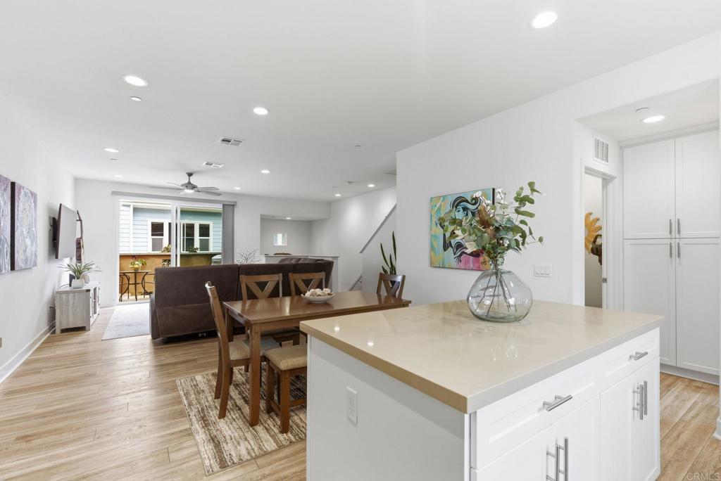 4367 Pacifica Way WAY