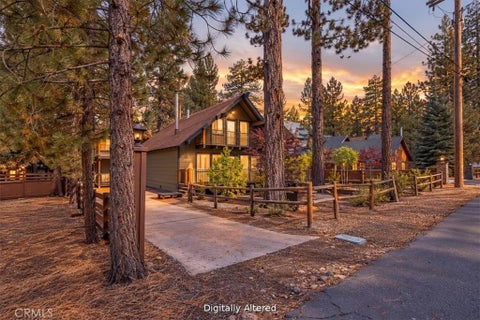 Photo of 39196 Starview Lane, Big Bear Lake, CA 92315 (MLS # IG26225060)