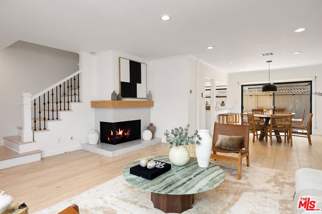 Photo of 814 18th Street #F, Santa Monica, CA 90403 (MLS # 25587319)