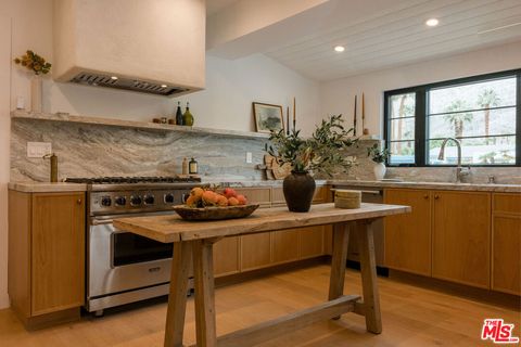 Photo of 1560 S Calle Palo Fierro, Palm Springs, CA 92264 (MLS # 26663415)