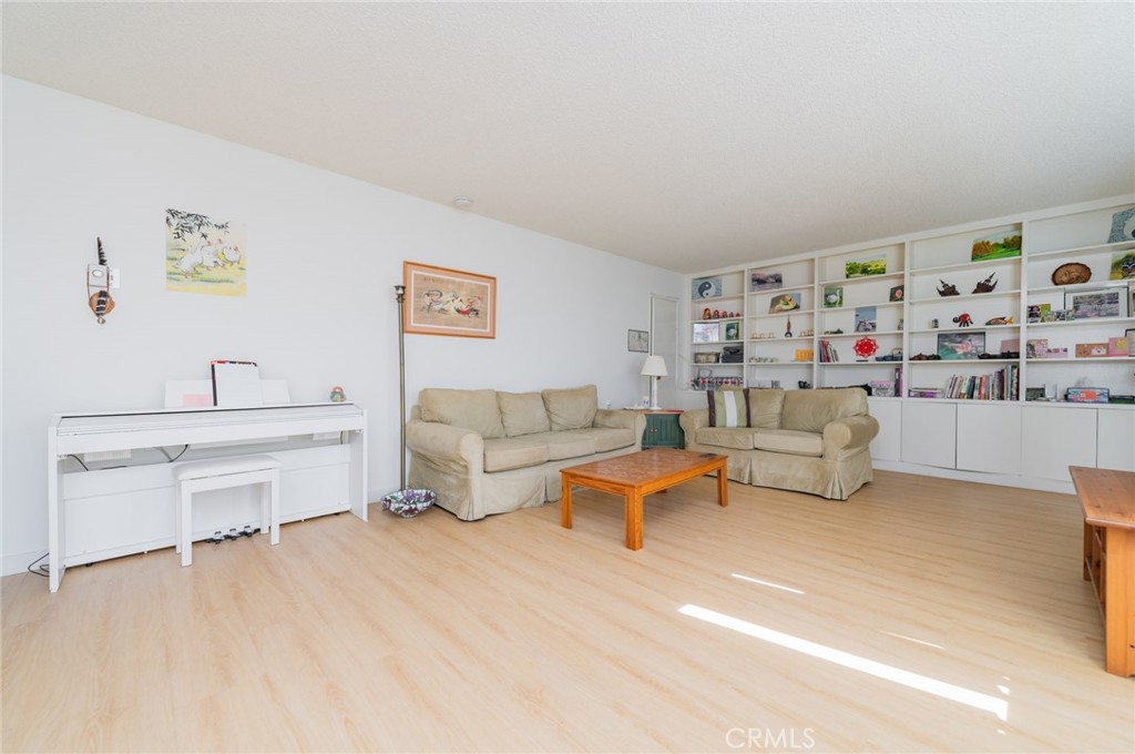 Leisure World (LW) - Residential