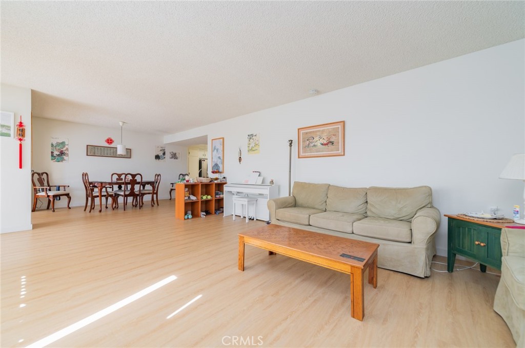 3244 San Amadeo 2C