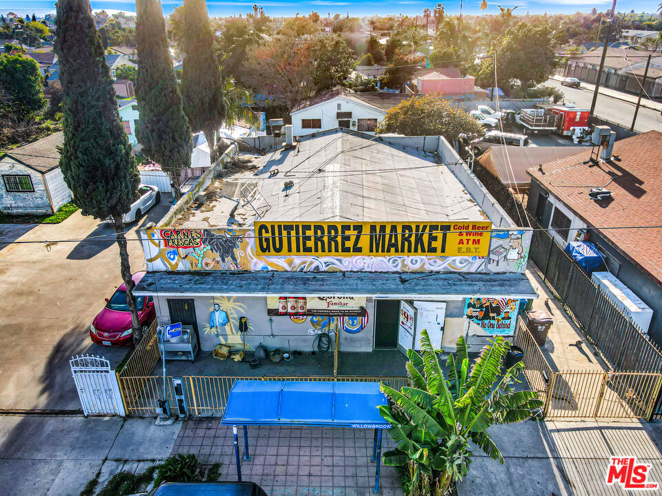 1701 N Willowbrook Avenue