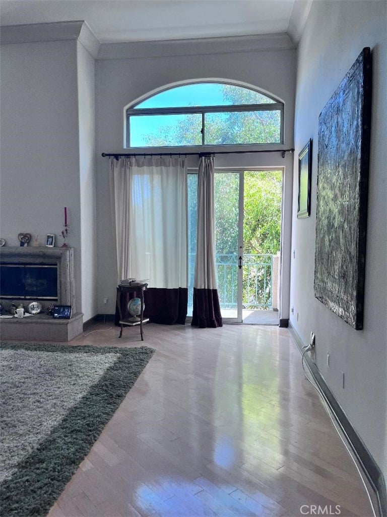 390 S Sepulveda Boulevard 208