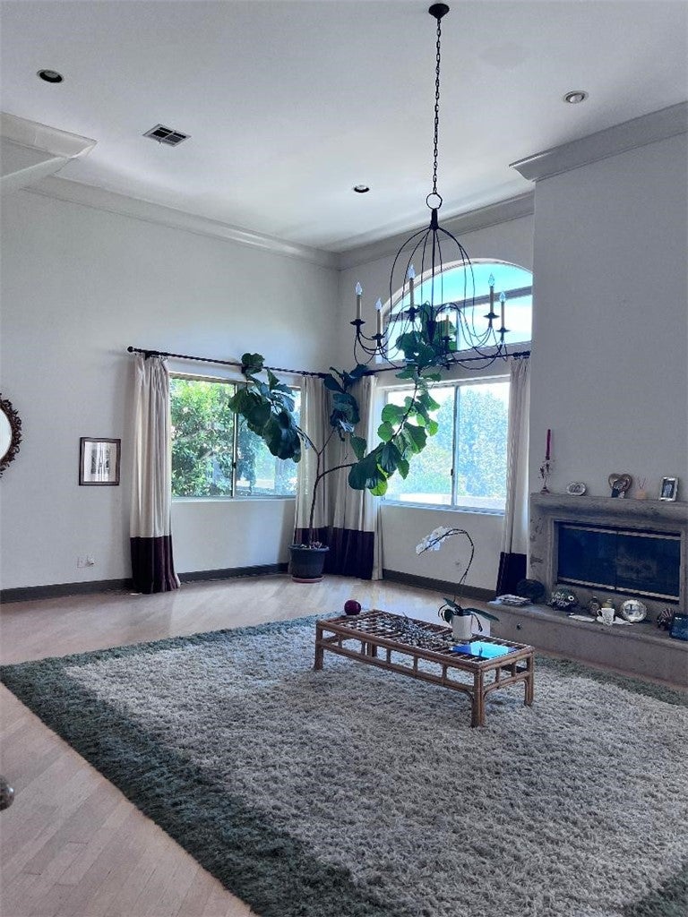 390 S Sepulveda Boulevard 208
