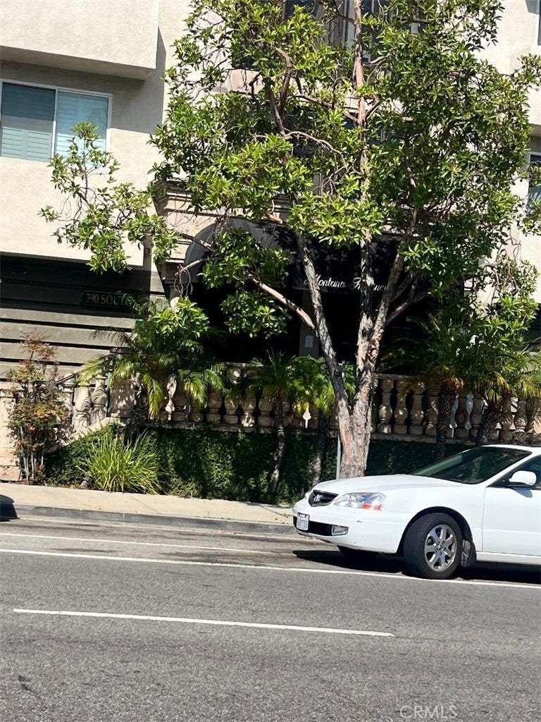390 S Sepulveda Boulevard 208