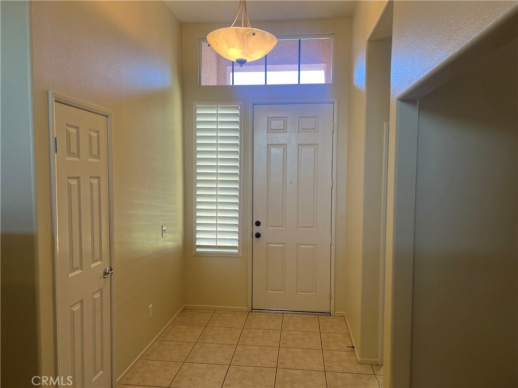 28370 Grandview