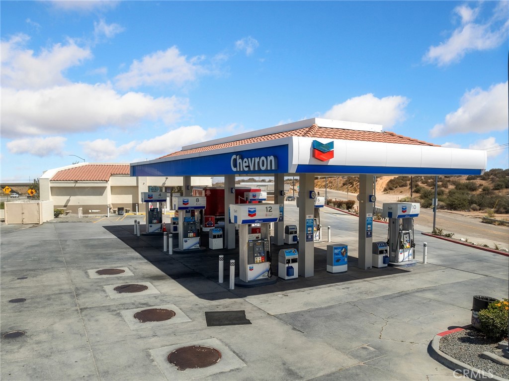 6000 Mariposa Road