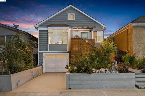 Photo of 1435 Berkeley Way, Berkeley, CA 94702 (MLS # 41132154)