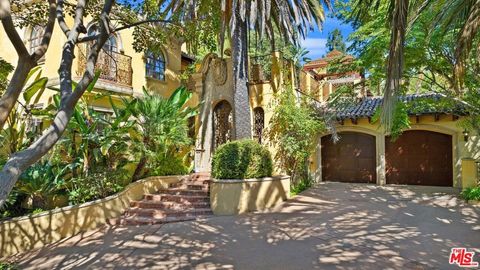 Photo of 1274 N Clark Street, West Hollywood, CA 90069 (MLS # 26666157)