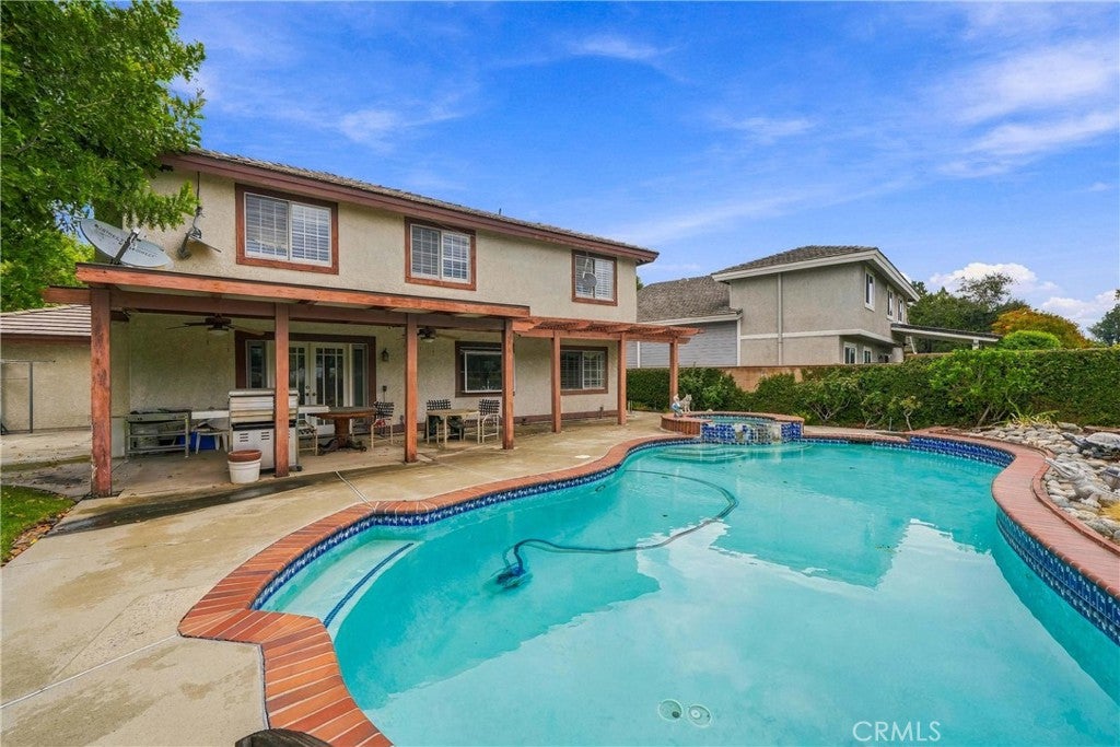 Properties 3 530 E Payson