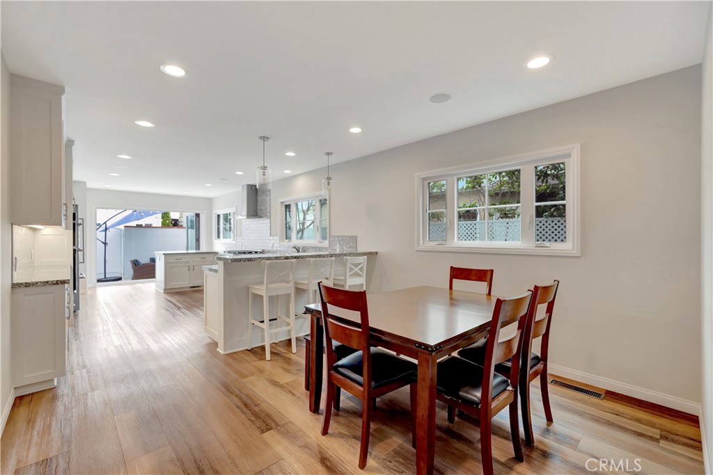 289 Glendora Avenue