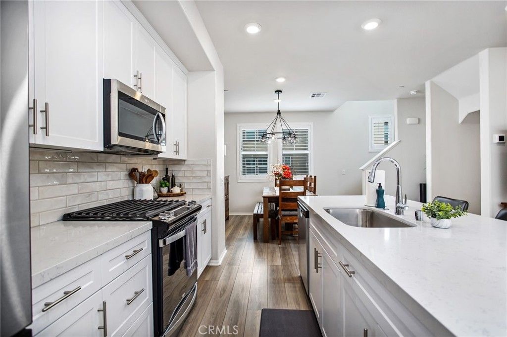Photo of 40733 Melrose Drive, Temecula, CA 92591 (MLS # SW25226502)
