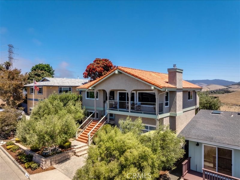 1310 Hillcrest Drive