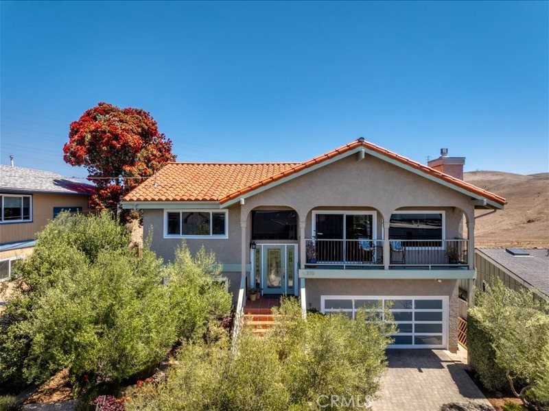 1310 Hillcrest Drive