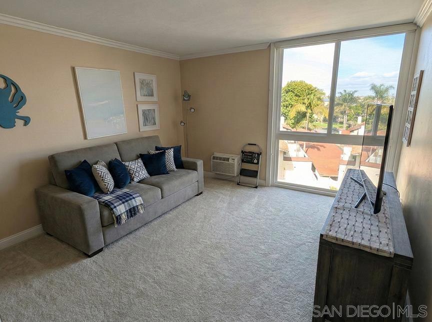 3050 Rue Dorleans 470