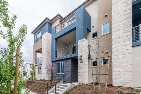 Photo of 298 Tank, Irvine, CA 92618 (MLS # OC25227612) Photo of 298 Tank, Irvine, CA 92618 (MLS # OC25227612)