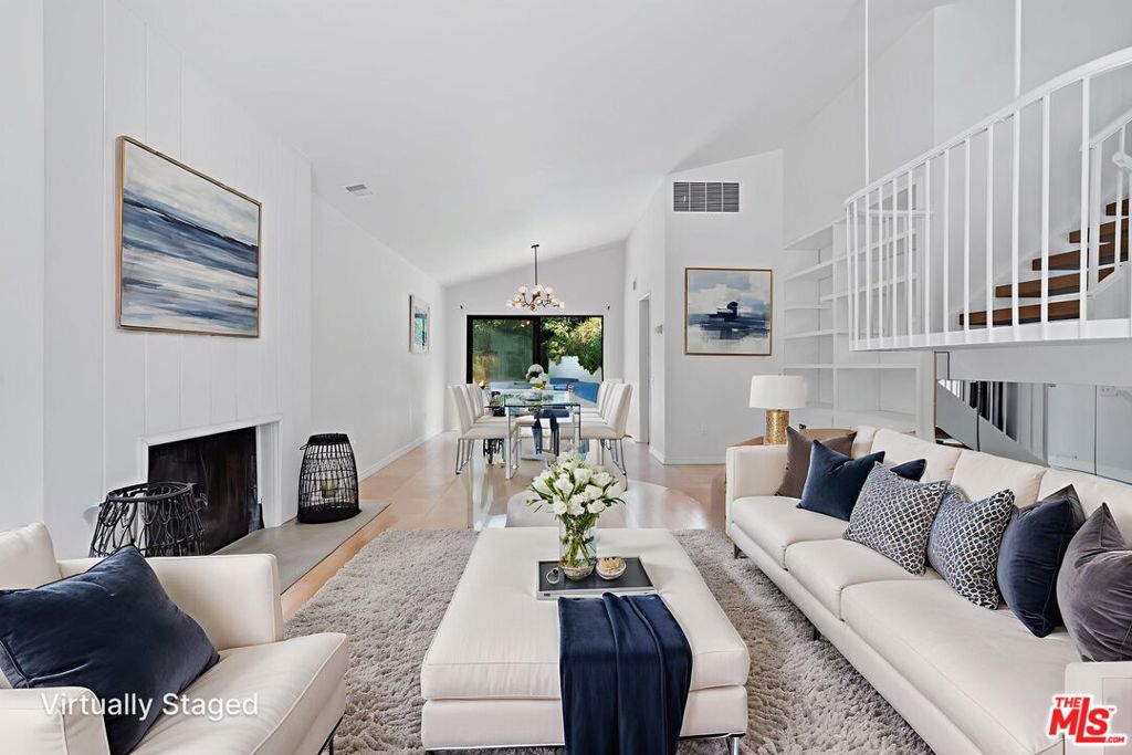 Photo of 3448 Ardsley Place, Los Angeles, CA 91436 (MLS # 26864291)