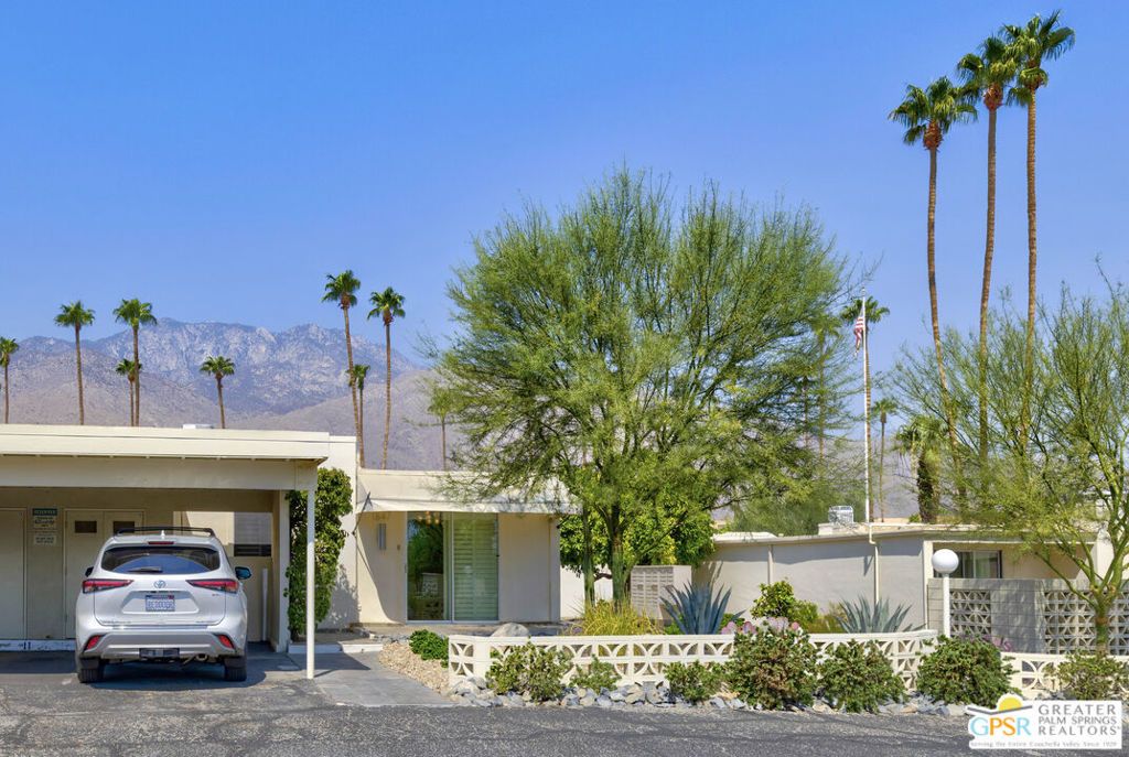 Photo of 1847 Sandcliff Road, Palm Springs, CA 92264 (MLS # 25596855PS)