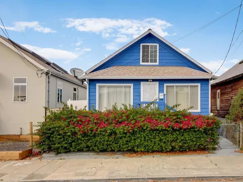 1164 Ocean Avenue, Oakland, CA 94608 - MLS#: ML82010127