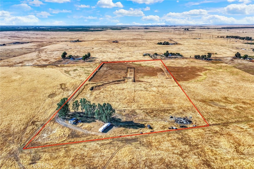 WELCOME TO 20810 SHAWN LANE. SITTING ON THE OUTSKIRTS OF RED BLUFF LIES THIS AMAZING OPORTUNITY TO OWN A NICE 20 ACRE PARCEL. FEATURING WELL, SEPTIC AND POWER AT THE ROAD. PREVIOUS OWNERS HAD CATTLE THERE. THIS WOULD BE A GREAT PLACE TO BUILD YOUR DREAM HOME, CALL FOR AN APPOINTMENT TODAY!