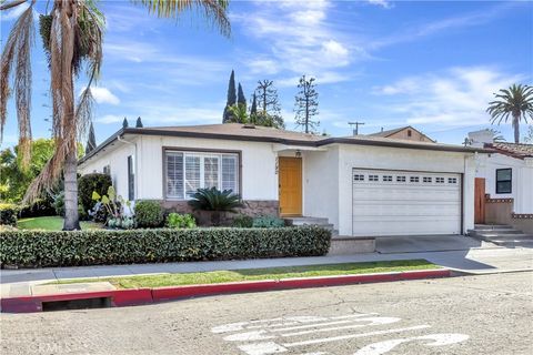 Photo of 1190 E 37th St, Long Beach, CA 90807 (MLS # PW26039854)