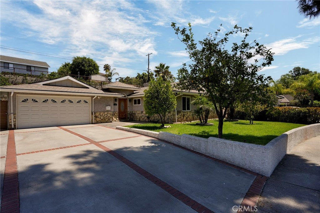 11852 Vanport Avenue, Sylmar CA 91342