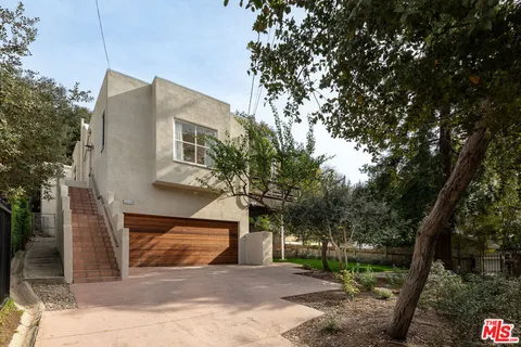 2640 N Commonwealth Avenue, Los Angeles, CA 90027 - MLS#: 26638841