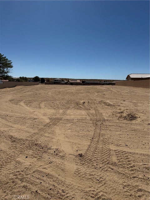Photo of 13741 Branding Iron DR, Helendale, CA 92342 (MLS # HD26182688)