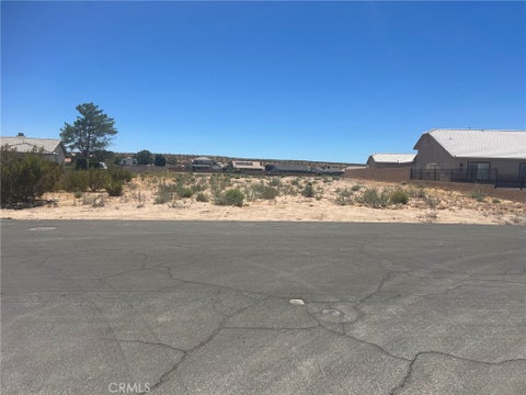 Photo of 13741 Branding Iron DR, Helendale, CA 92342 (MLS # HD26182688)