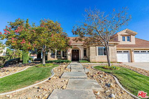 Photo of 40918 Rise Court, Palmdale, CA 93551 (MLS # 25625625)