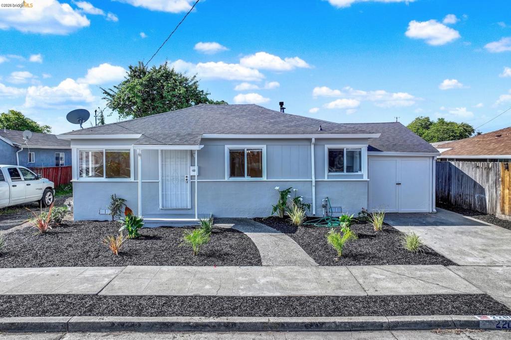 2208 Potrero Ave