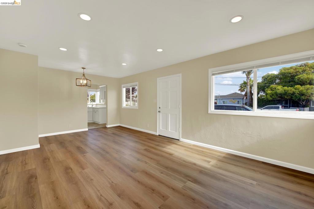 2208 Potrero Ave