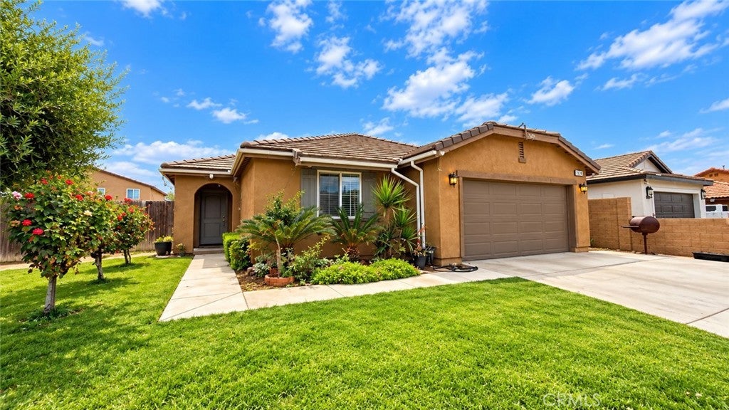 1209 El Camino Real